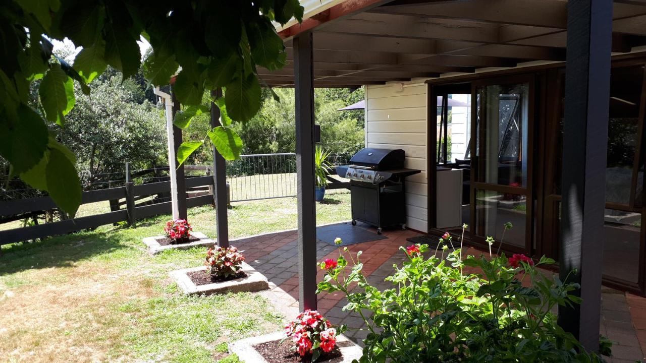 Caldera Country Lodge Hamurana Exterior photo